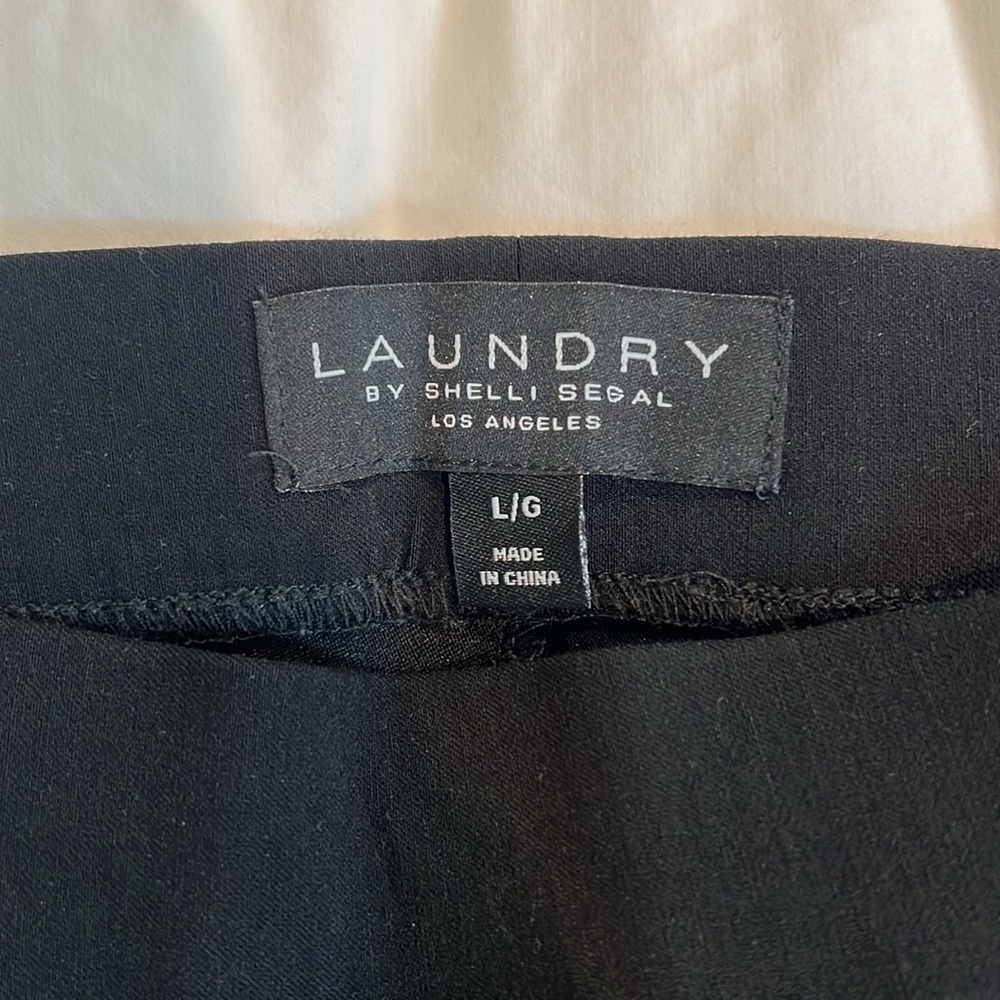 Pants - Picture 3 of 4